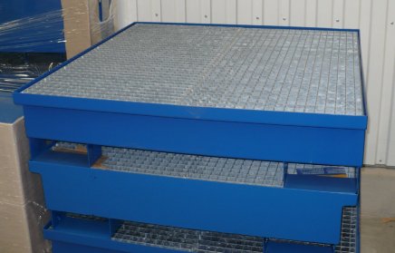 Catch basin with grate type 2015 - 1