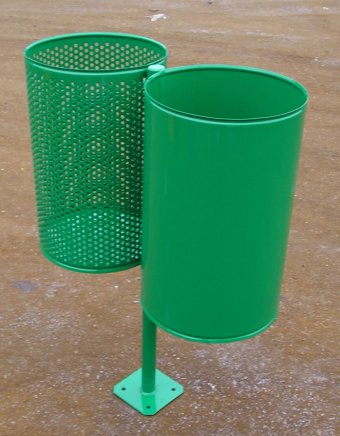 Outdoor double trash can 1025 - 1