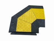Corner cable bridge with colored lid - 1