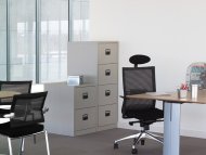 Bisley A4CC4H1A four-drawer filing cabinet - 6