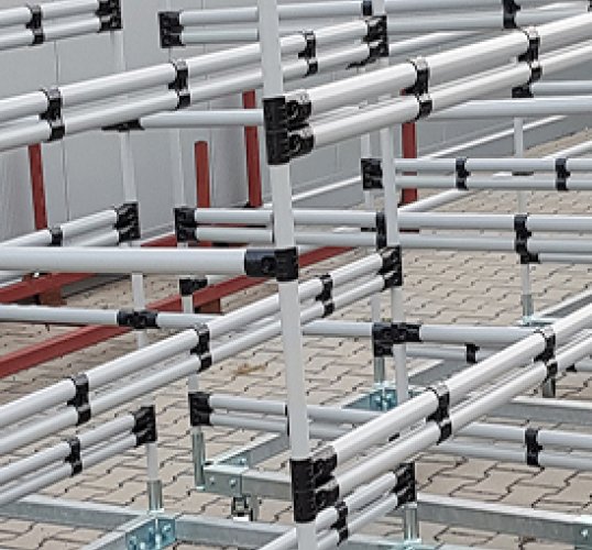 Which pipe material should be chosen for maximum joint strength?
